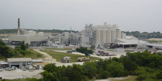White cement plant Waco, TX, USA